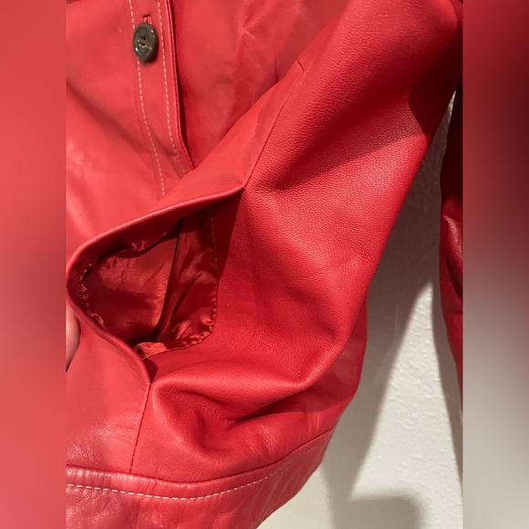 Cole Haan Red Leather Jacket Chic Preppy Button Pockets Moto Lined Contemporary - Picture 8 of 9